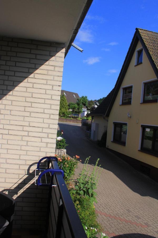 Moderne Und Helle Ferienwohnung Am Ploener See Bosau Dış mekan fotoğraf