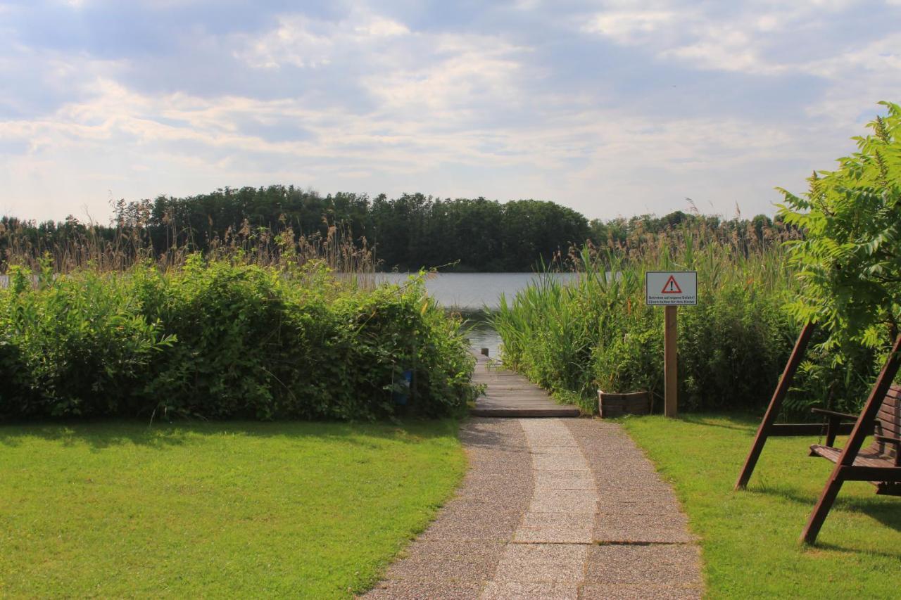 Moderne Und Helle Ferienwohnung Am Ploener See Bosau Dış mekan fotoğraf